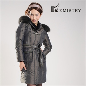 2010秋冬新品KEMISTRY羽绒服 女款正品毛领B-309皇冠信誉
