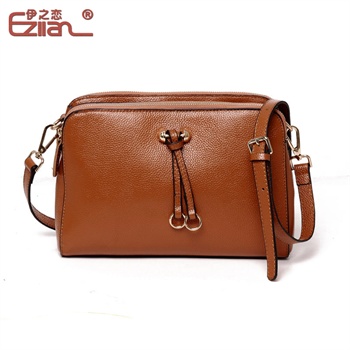 美国 TIGNANELLO 牛皮百搭竖条通勤单肩包-7