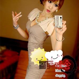 易取难舍 性感V领雪纺荷叶袖连衣裙 杏色