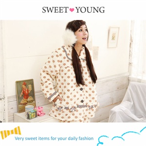 【sweet young】波点排扣小翻领 长袖夹棉 睡衣套装8536