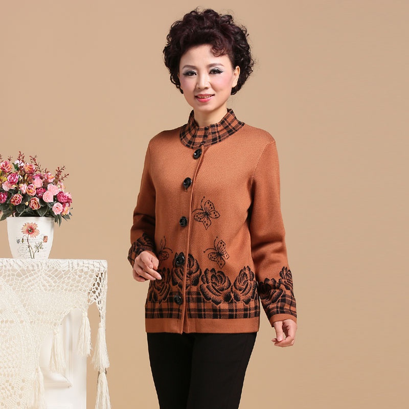 【达思彼<em>中老年服装</em>】达思彼 2013秋冬季新品