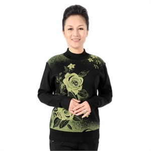 新款中老年毛衣时尚印花花纹拼接大花高领针织衫 妈妈装