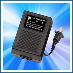 新英 XY-203B 110V转220V 200W 电源转换器 国外使用 变压器