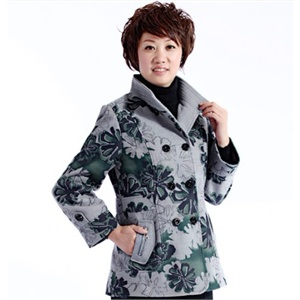 新款火爆疯抢中老年人服装冬装妈妈装昵外套衣服中长款大码女装