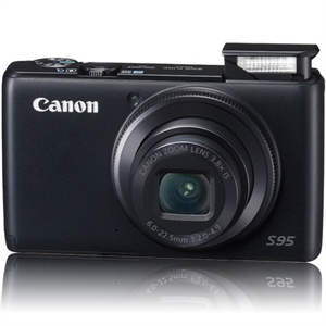 佳能PowerShot S95 PowerShot S95（8G+原电+包+膜+读卡器）