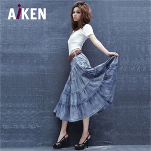 AIKEN爱肯牛仔【春装】新品 典雅清新田园扎花大摆牛仔长裙 21201