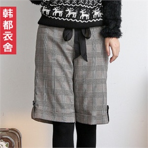 【时尚新品】韩都衣舍 韩国秋冬新品女 格子靴裤中裤LC1105