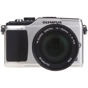 佳能 7D (含EF-S 15-85mm f/3.5-5.6 IS)+8GB卡 专用包 读卡器