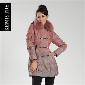 2010冬季新品 KEMISTRY羽绒服 女装中长款B-321