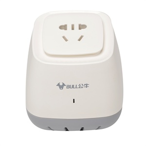 公牛GN-P1W全球通变压器电源插座 60W 220V-110V互转变压器