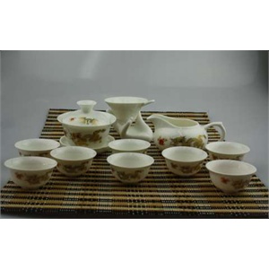 瑞恒逸品精品玉瓷木盒14头功夫茶具套装(金龙吐珠)
