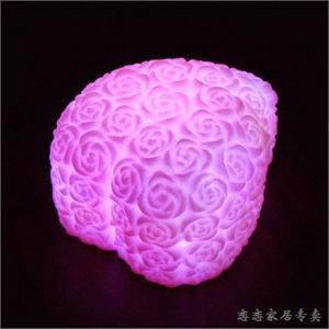 恋恋家居 浪漫心形七彩玫瑰灯