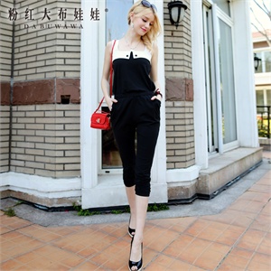 粉红大布娃娃 2012夏装新款黑白镶拼松身显瘦气质连身女装长裤