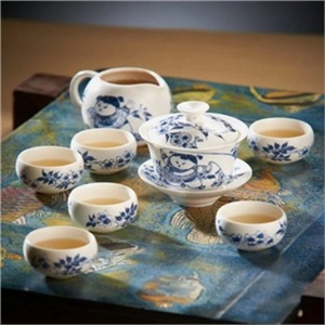 台湾茶具宜龙青花童嬉8件茶组童嬉8入盖碗
