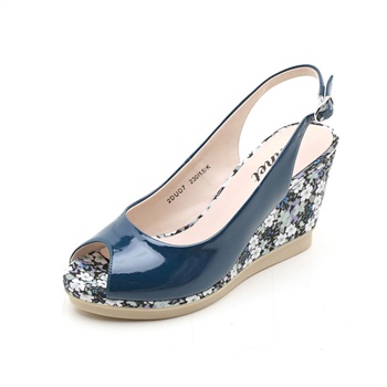 质量比较好的女性鞋子品牌有哪些呢 1477527501-1_w.jpg