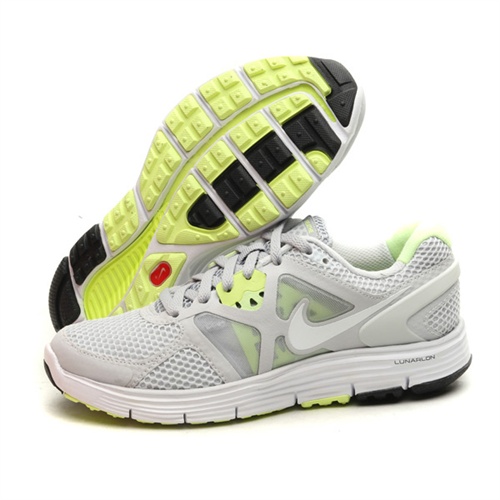 断码 耐克nike 女鞋跑步鞋 登月运动鞋 510802-010